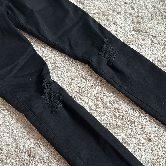 FitJeans Traditional Ripped - Picture 3 of 5